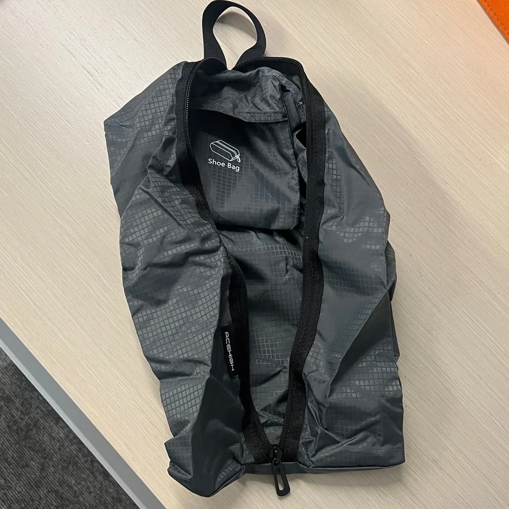 Acehigh Set of 2 travel organization bags a laundry bag and shoe bag New Unused